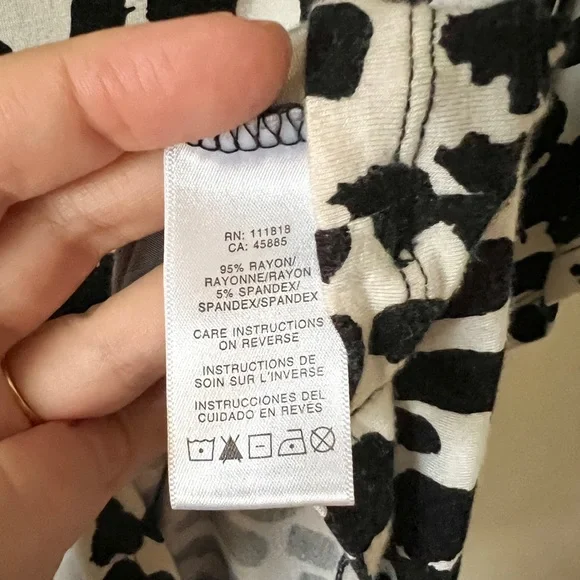 Cow Print Monochrome Michael Kors Buckle Keyhole Sleeve L Black & White - Picture 3 of 8